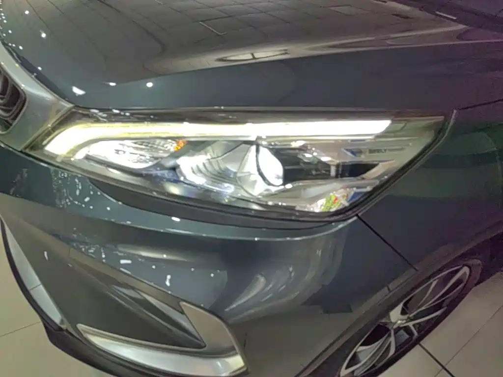 Geely Emgrand GS 2019 — фото 24