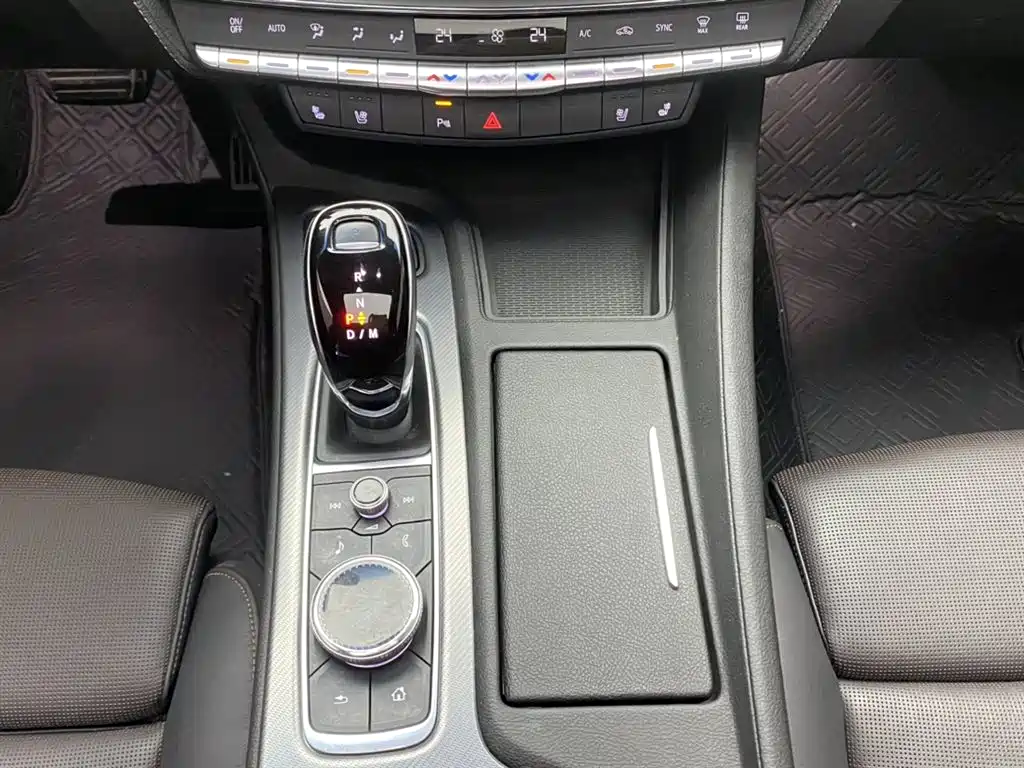 Cadillac CT5 2021 — фото 20