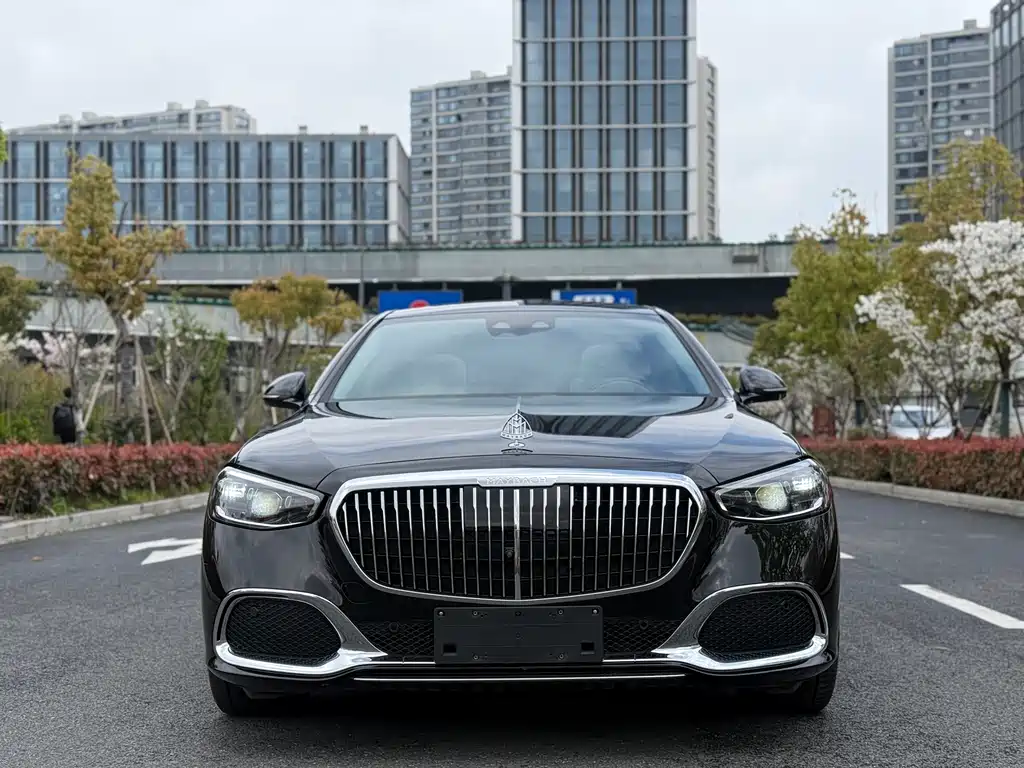 Mercedes-Benz Maybach S-Class 2024