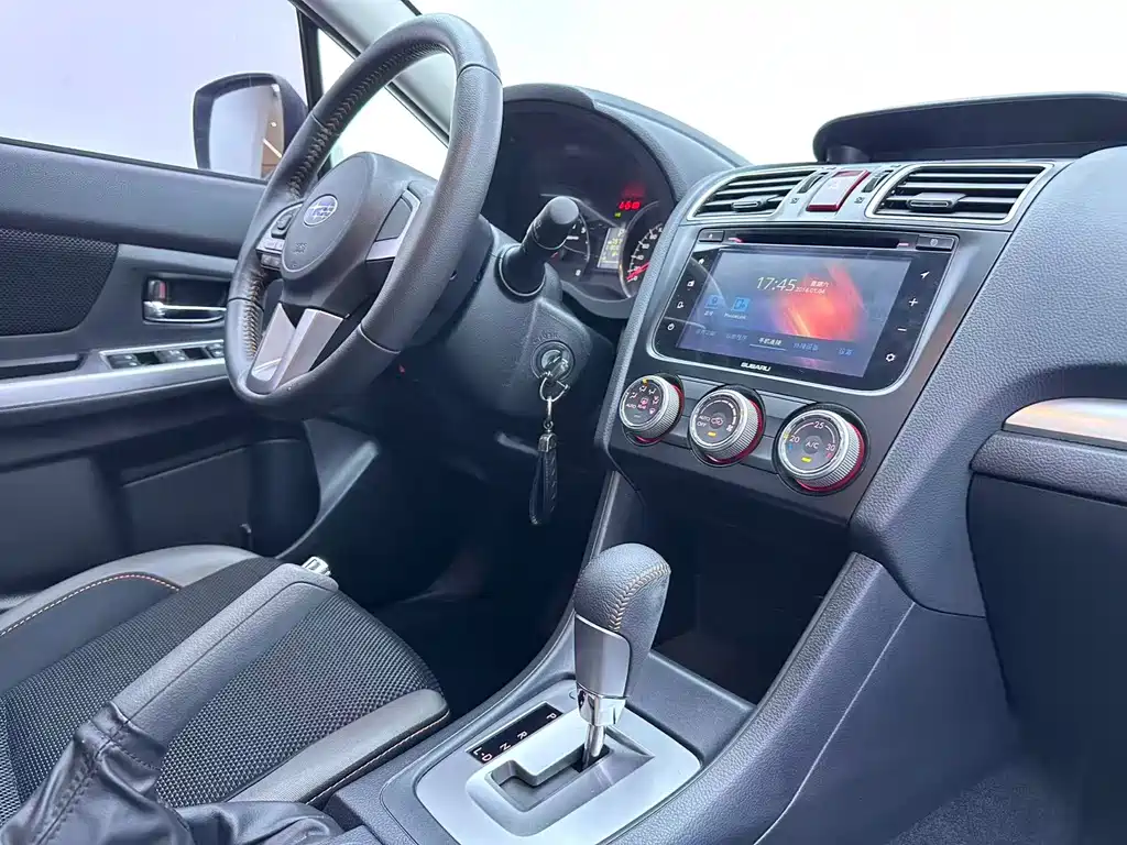 Subaru XV 2017 — фото 12