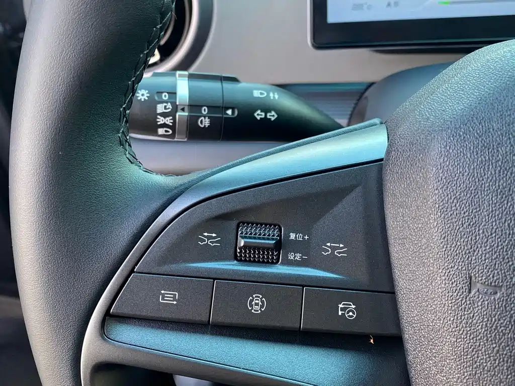 BYD Sealion 05 DM-i 2025 — фото 24