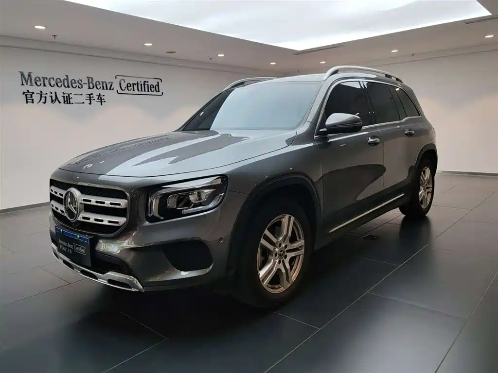 Mercedes-Benz GLB 2023 — фото 1