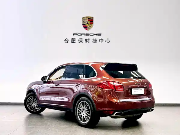 Porsche Cayenne 2011