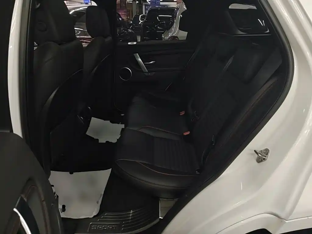 Land Rover Discovery Sport 2020 — фото 17