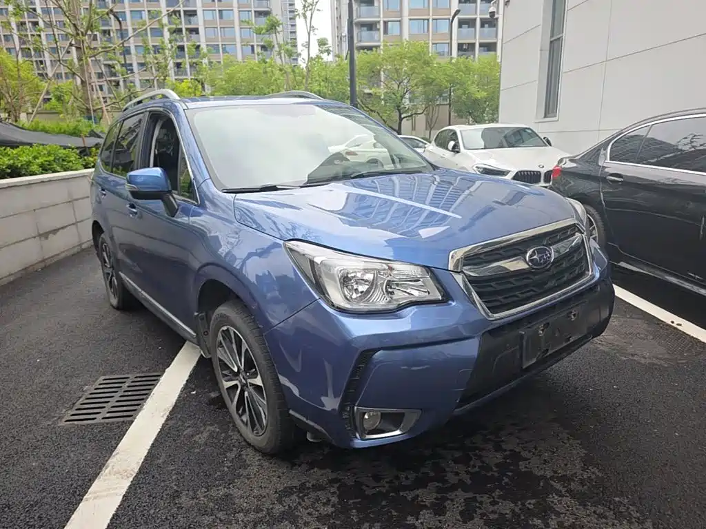 Subaru Forester 2016 — фото 4