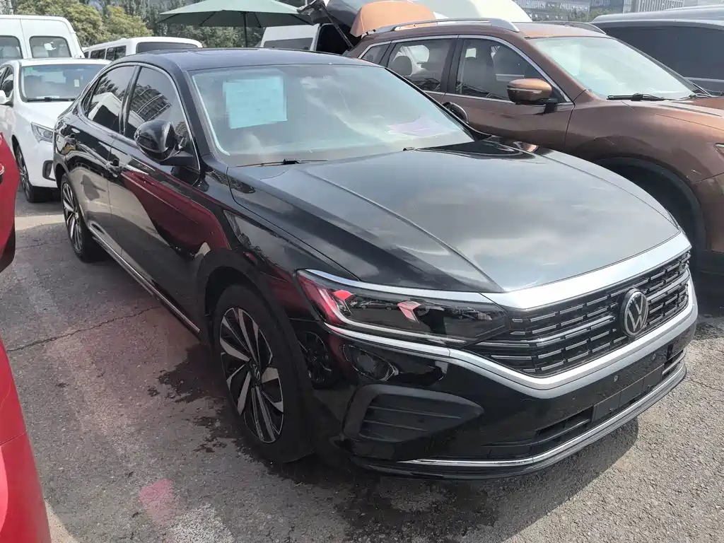 Volkswagen Passat 2024