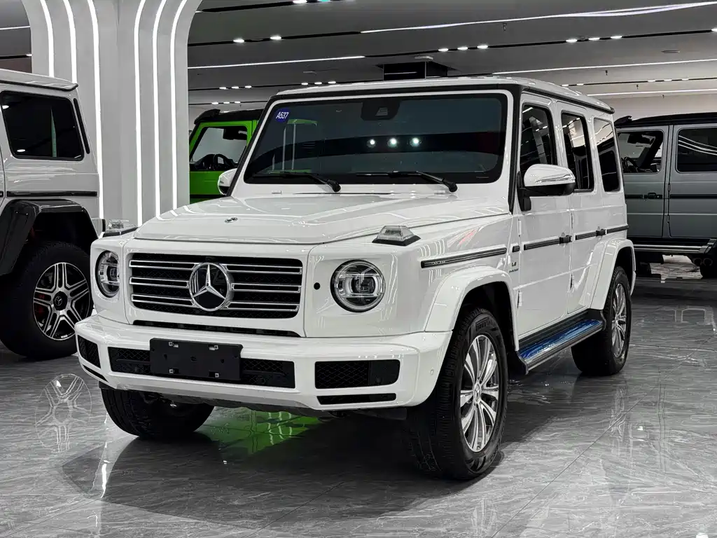 Mercedes-Benz G-Class 2023 — фото 1