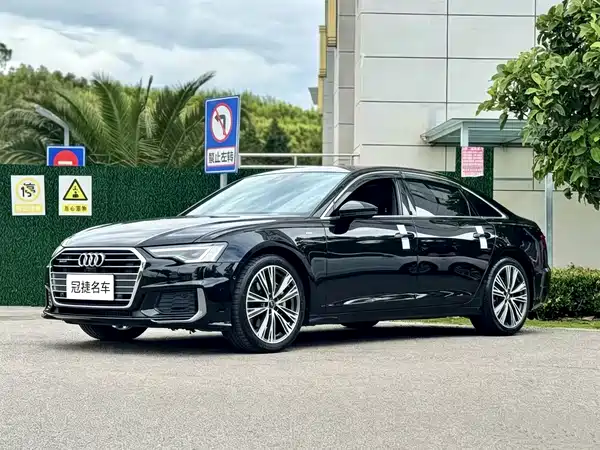 Audi A6L 2022