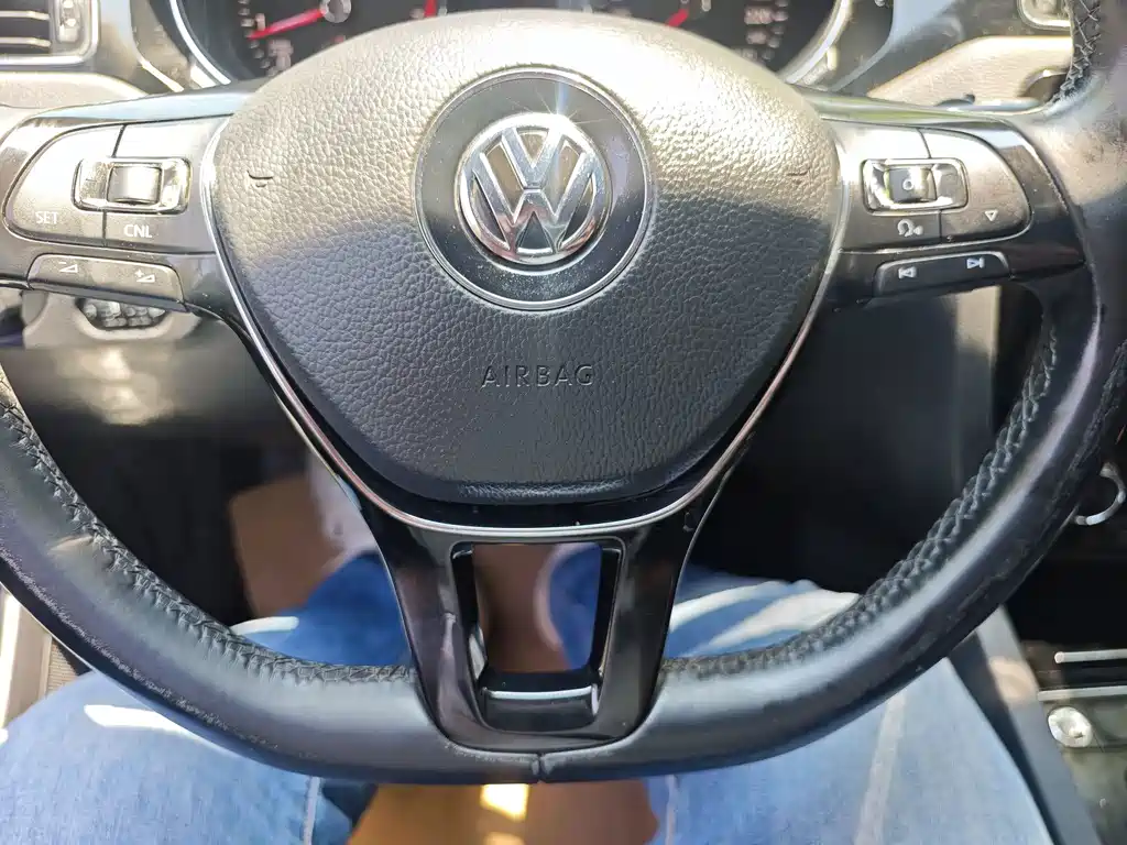Volkswagen Sagitar 2018 — фото 16