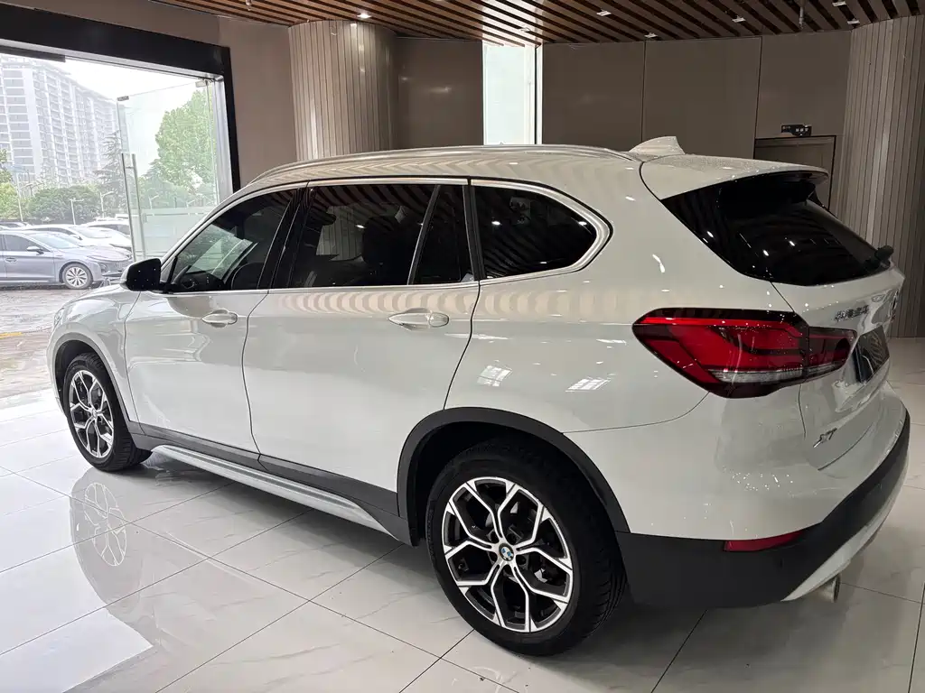 BMW X1 2023 — фото 3