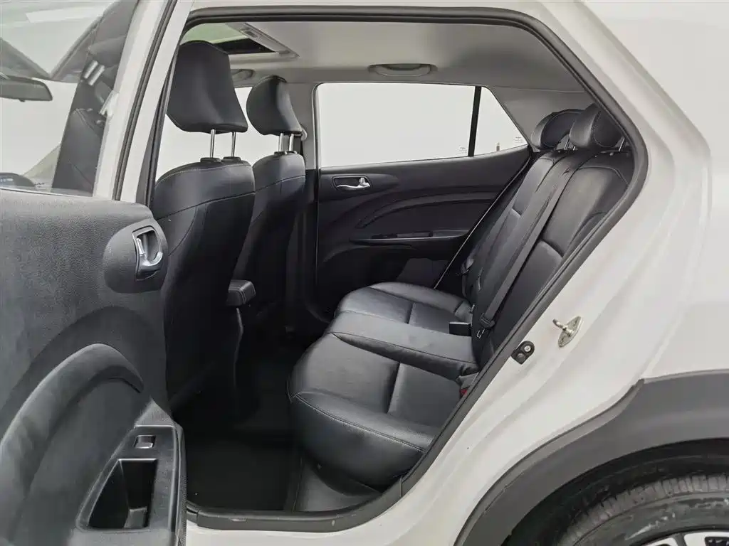 Kia KX1 2021 — фото 15