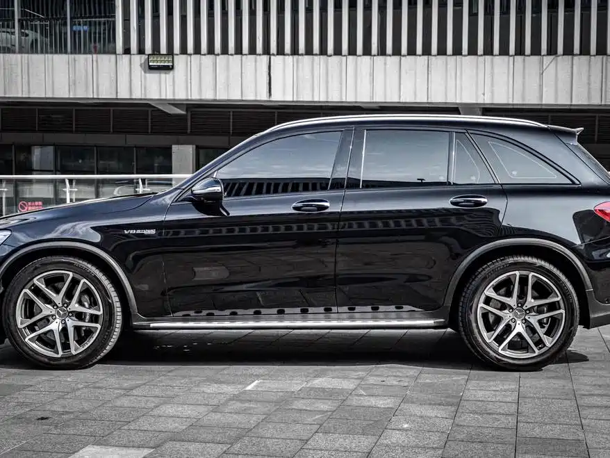 Mercedes-Benz GLC AMG 2019 — фото 12