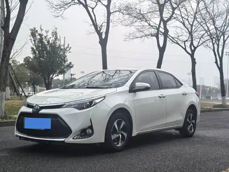 Toyota Levin 2018 — фото 1