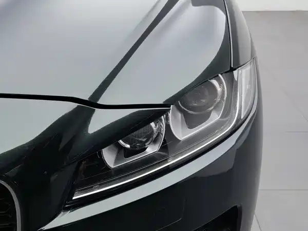 Jaguar F-PACE 2018