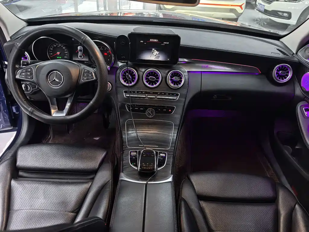 Mercedes-Benz C-Class 2018 — фото 4