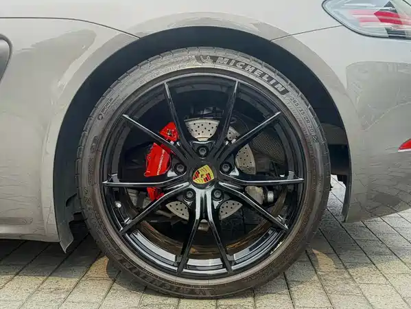 Porsche 718 2022