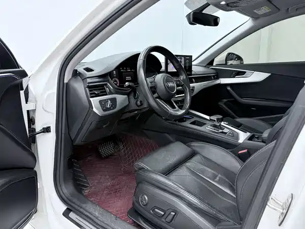 Audi A4L 2022
