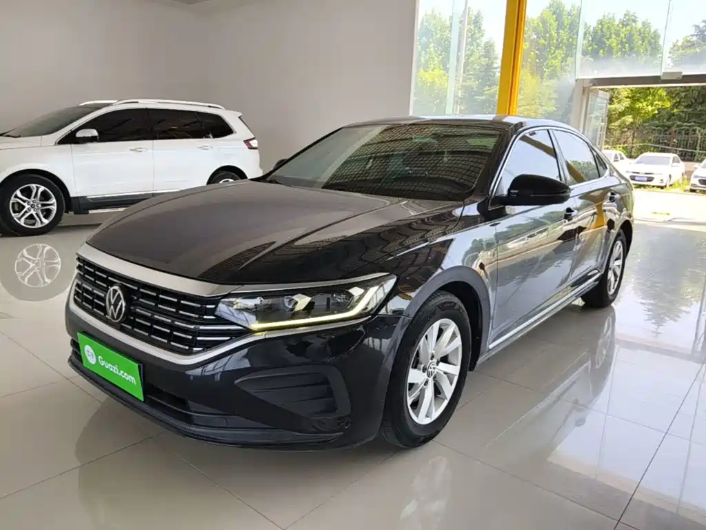 Volkswagen Passat 2023