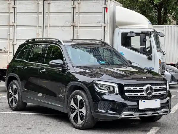 Mercedes-Benz GLB 2022