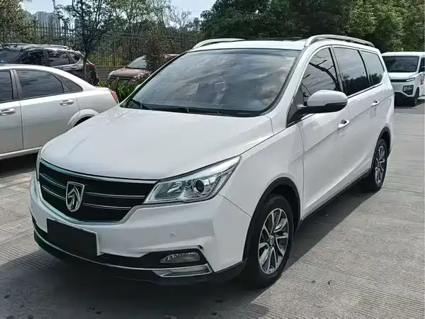 Baojun 730 2018