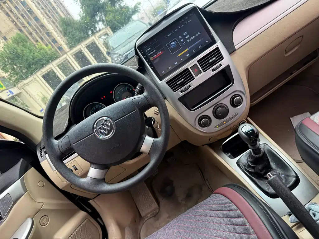 Buick Excelle 2013
