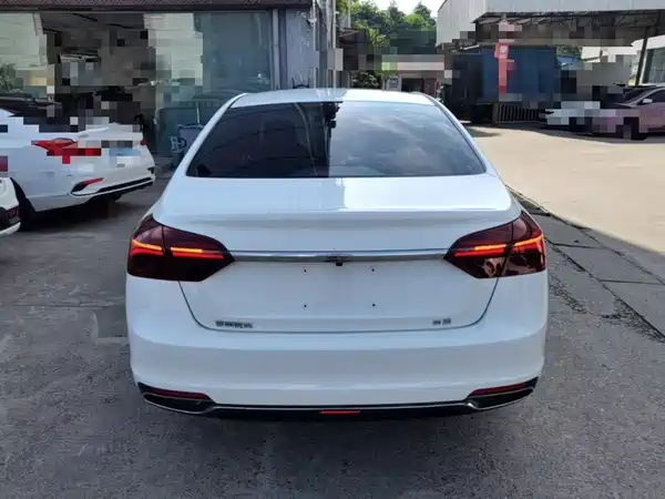 Geely Emgrand 2020