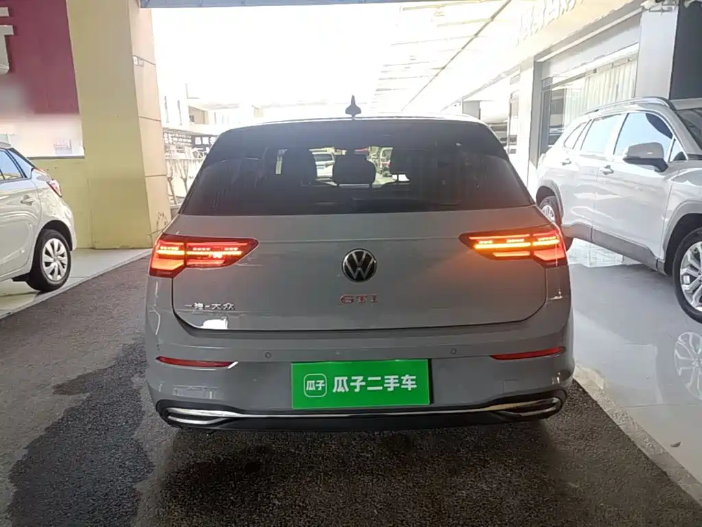 Volkswagen Golf 2023