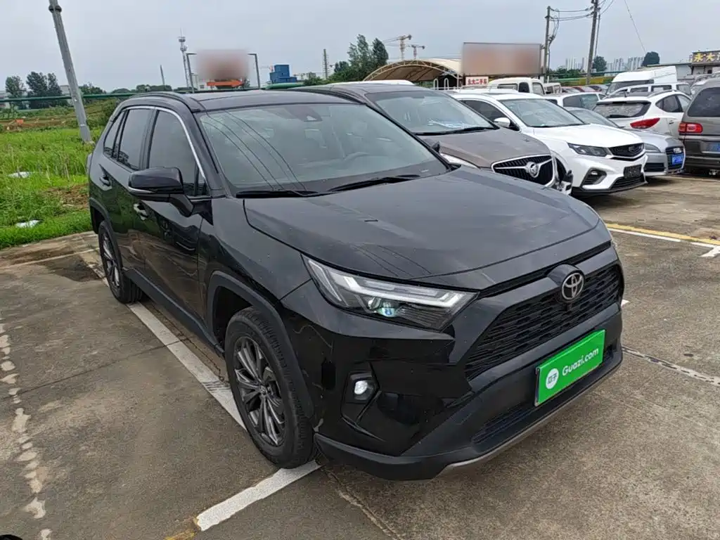 Toyota RAV4 2024