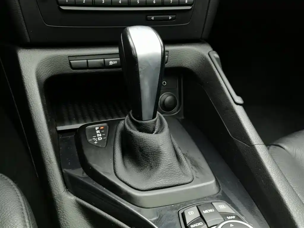 BMW X1 2011 — фото 13