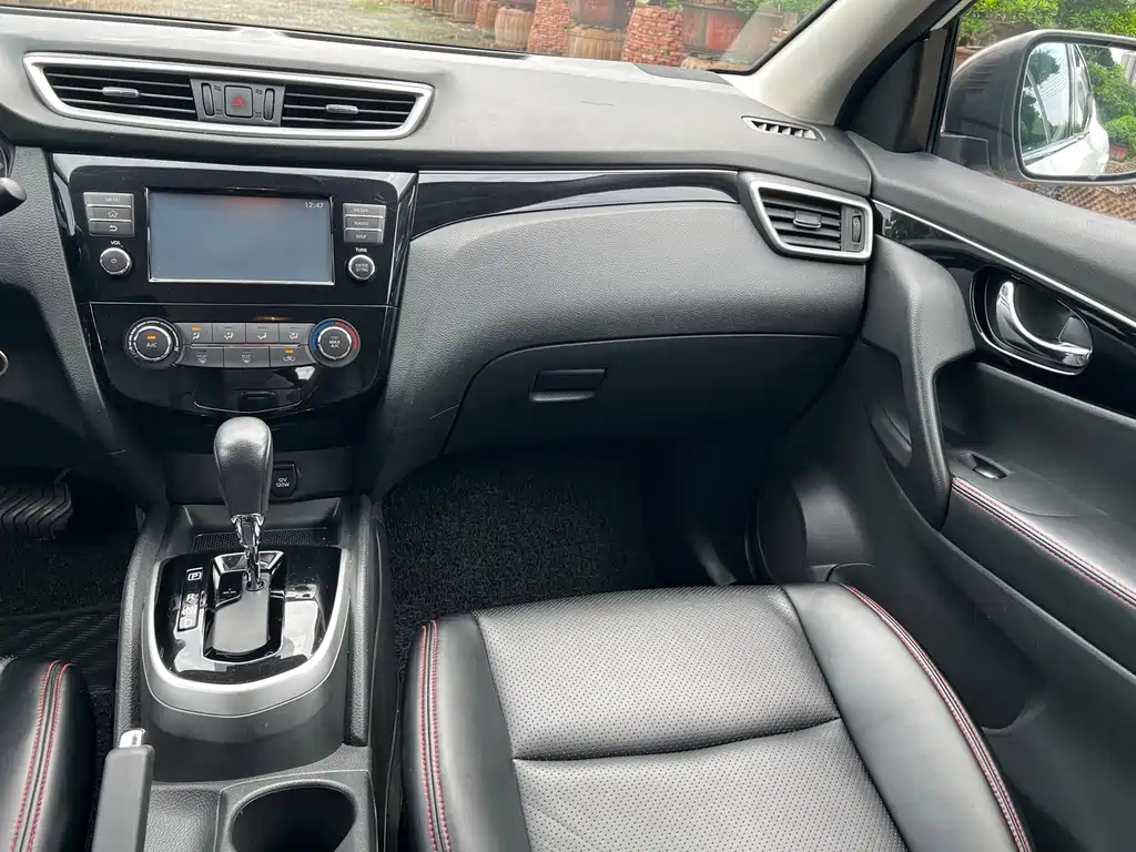 Nissan Qashqai 2018 — фото 16