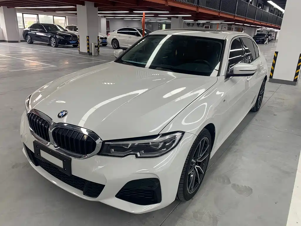 BMW 3 Series 2020 — фото 1