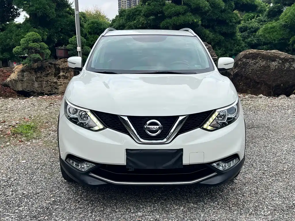 Nissan Qashqai 2018 — фото 2
