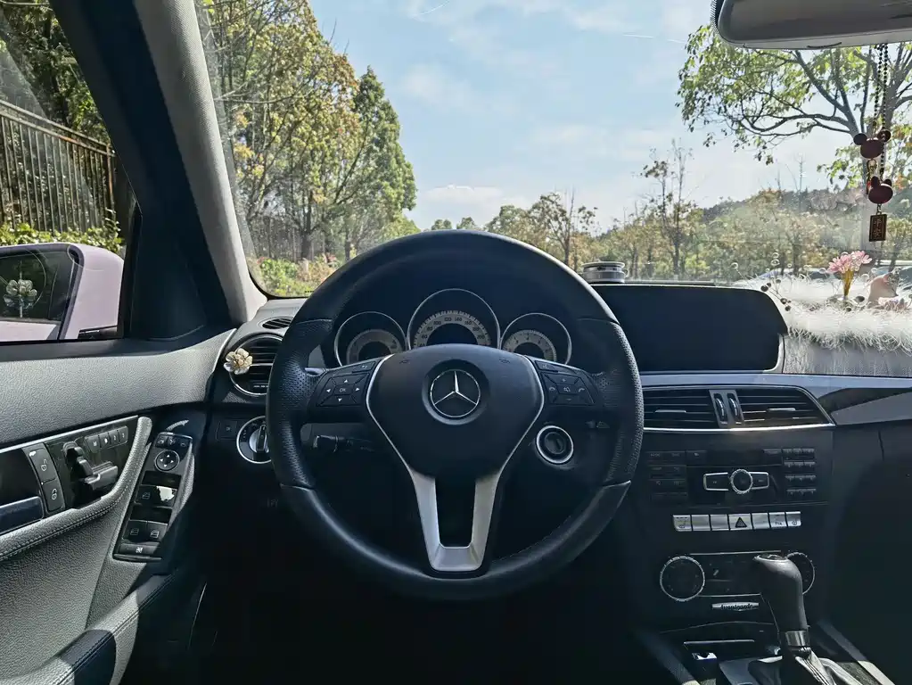 Mercedes-Benz C-Class 2013 — фото 10
