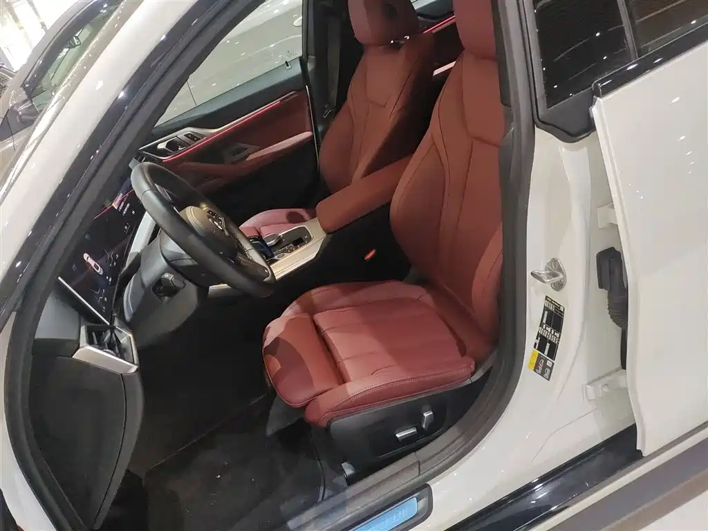 BMW i4 2026 — фото 15