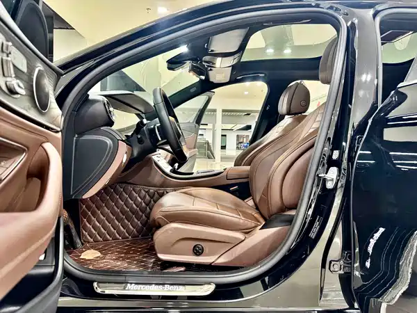 Mercedes-Benz E-Class 2021