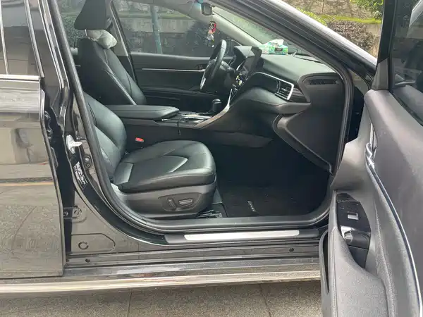 Toyota Camry 2023