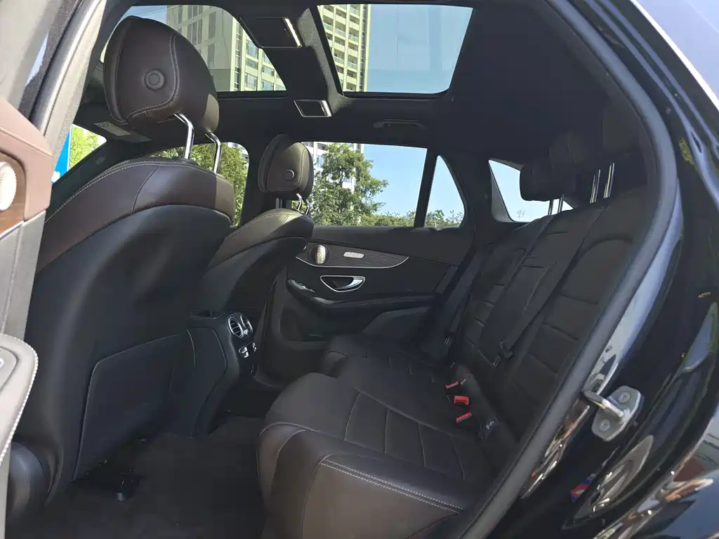 Mercedes-Benz GLC 2021