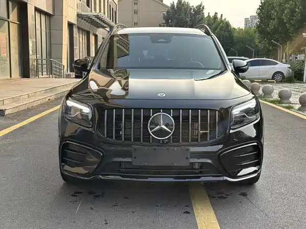 Mercedes-Benz GLB AMG 2024