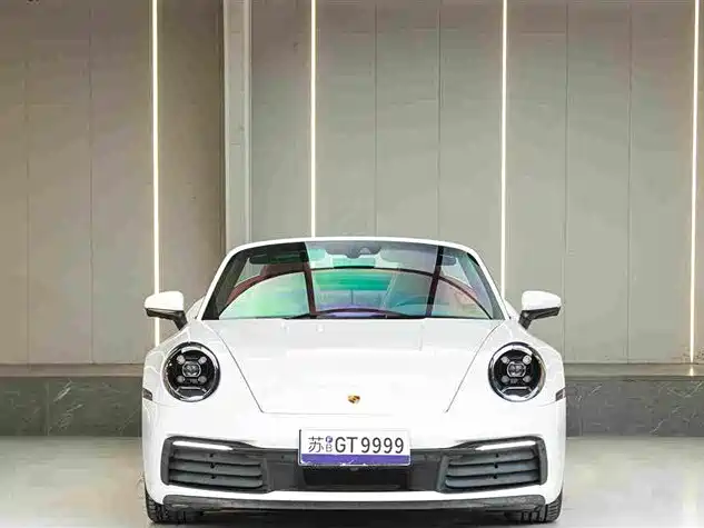 Porsche 911 2023 — фото 11