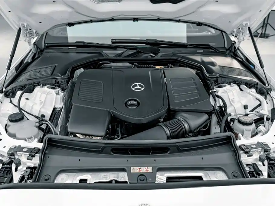 Mercedes-Benz C-Class 2024 — фото 23