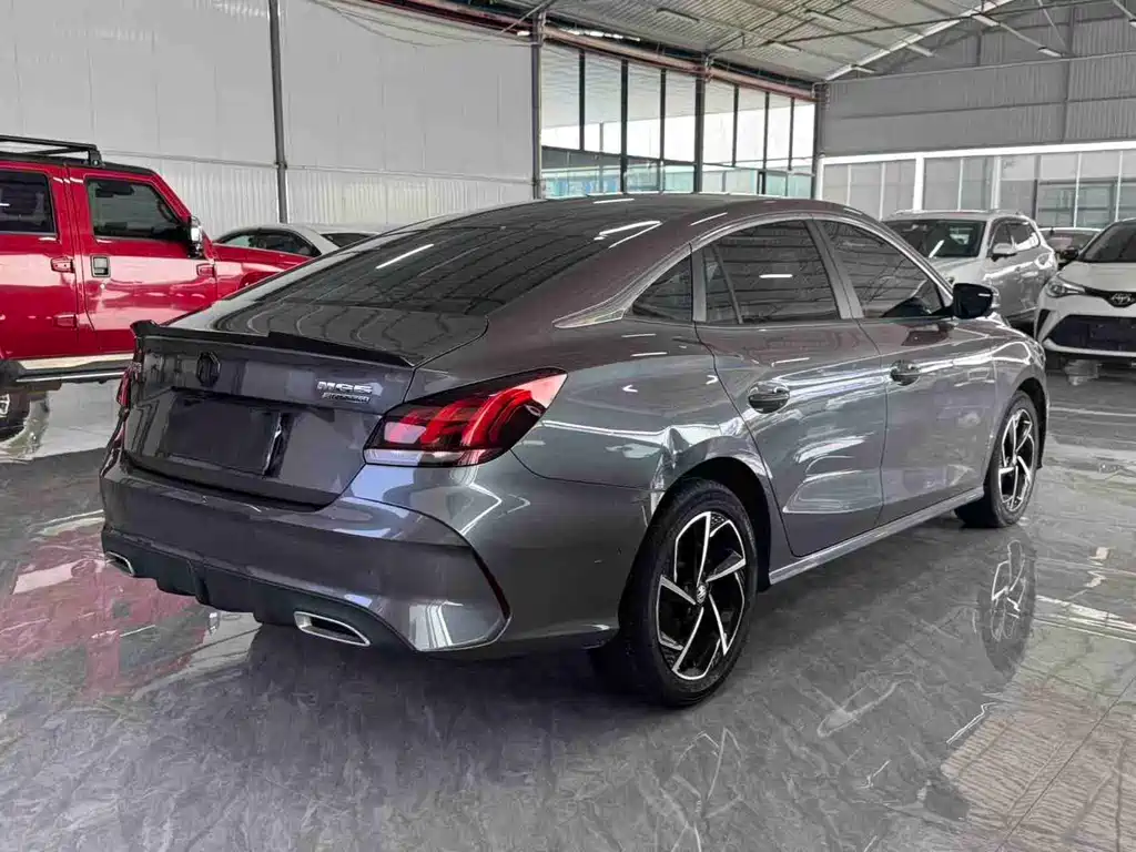 MG MG5 2022