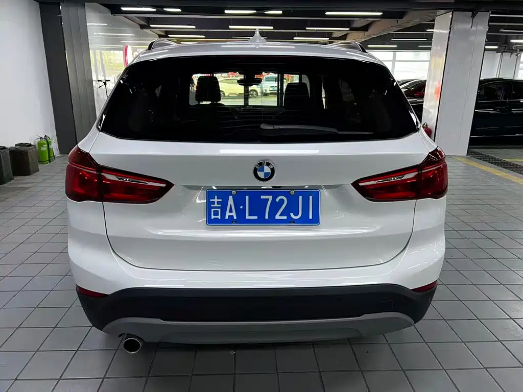 BMW X1 2019 — фото 10