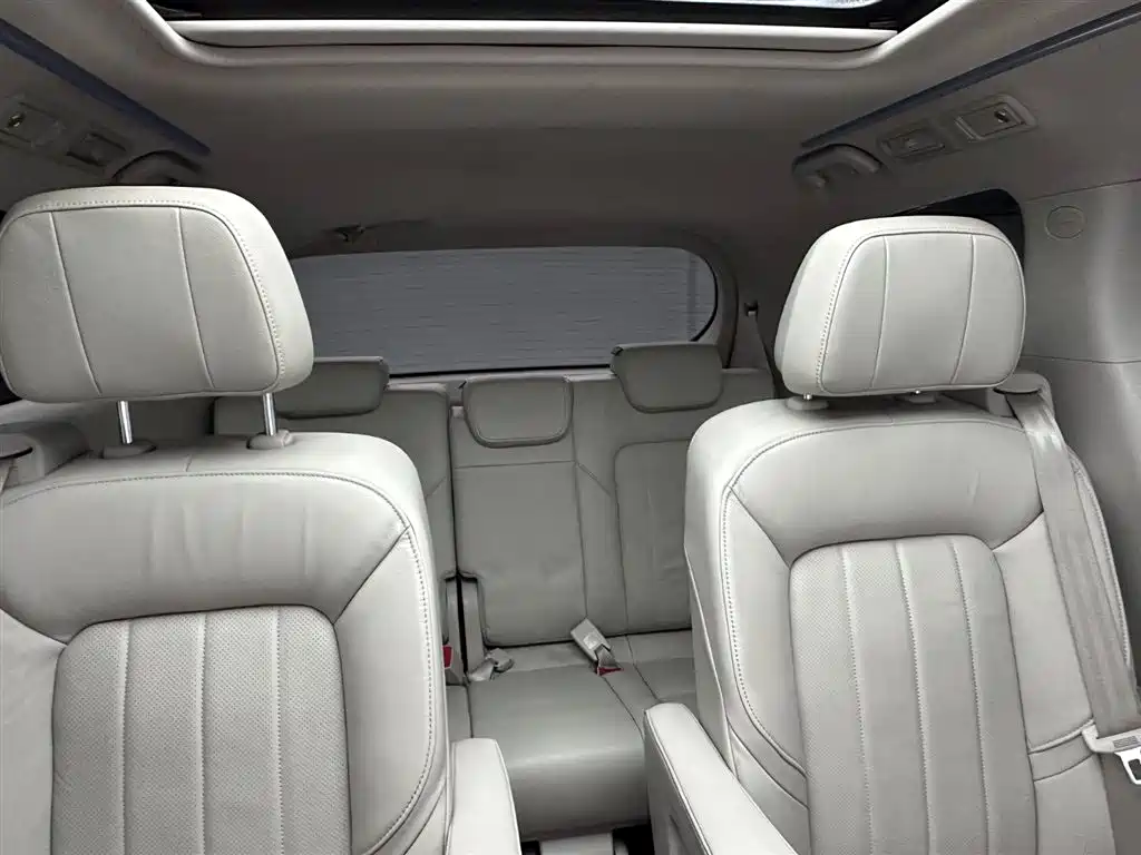 GAC Trumpchi M8 2019 — фото 24