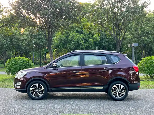 Baojun 560 2016