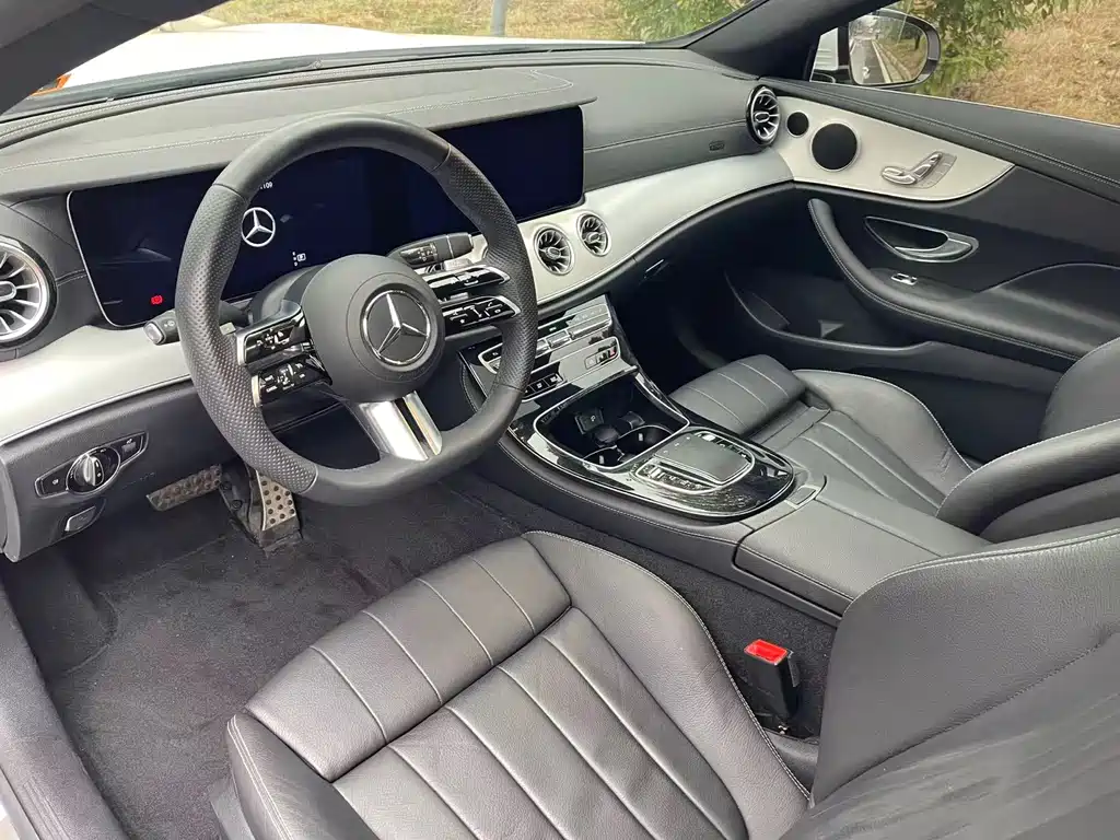 Mercedes-Benz E-Class 2023 — фото 8