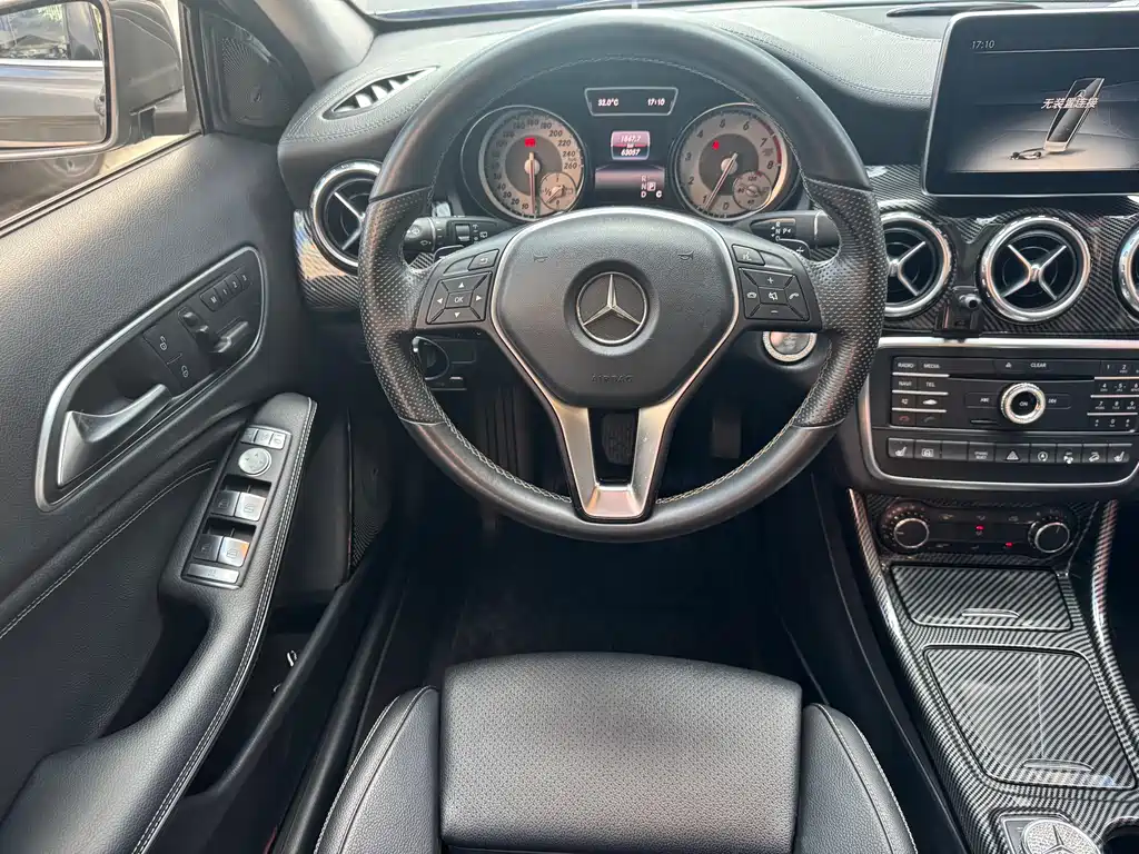 Mercedes-Benz GLA 2016 — фото 17