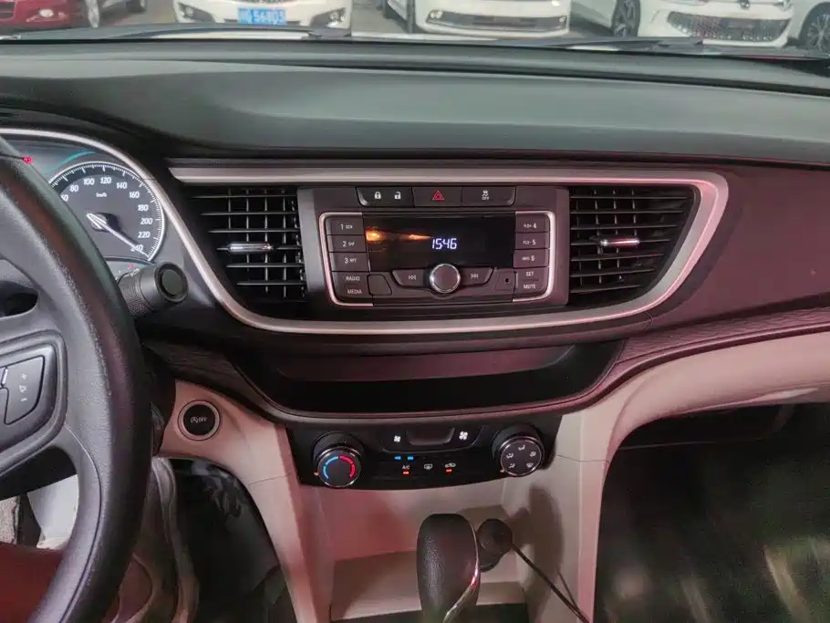 Buick Excelle GT 2017 — фото 13