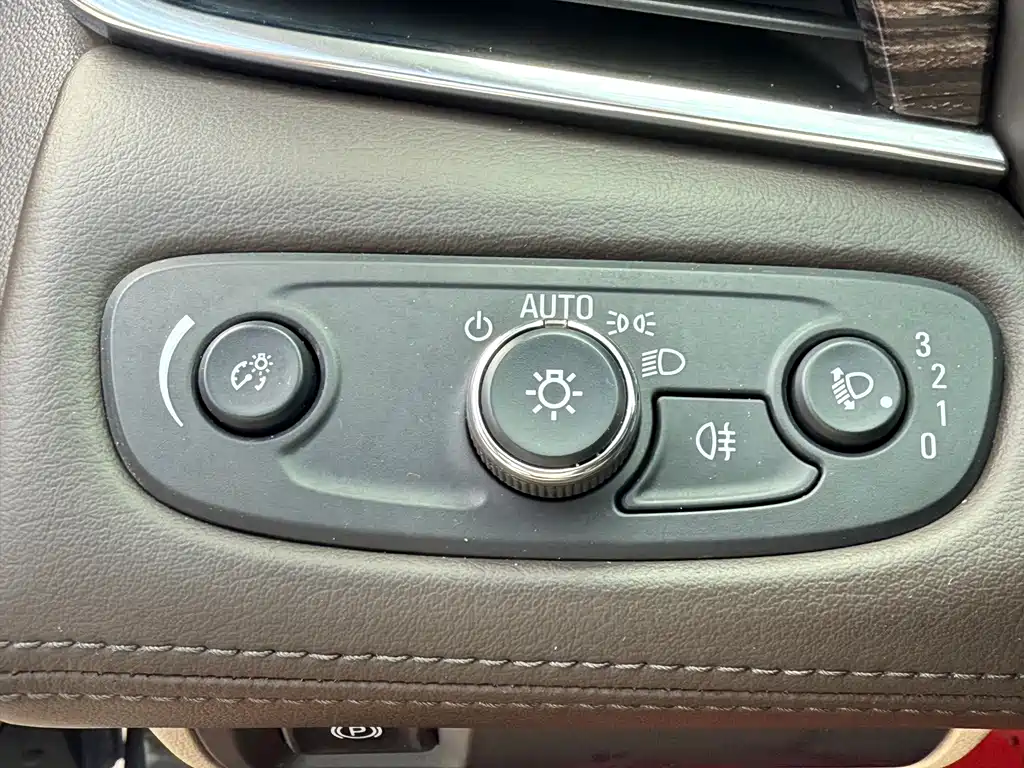 Buick LaCrosse 2016 — фото 17