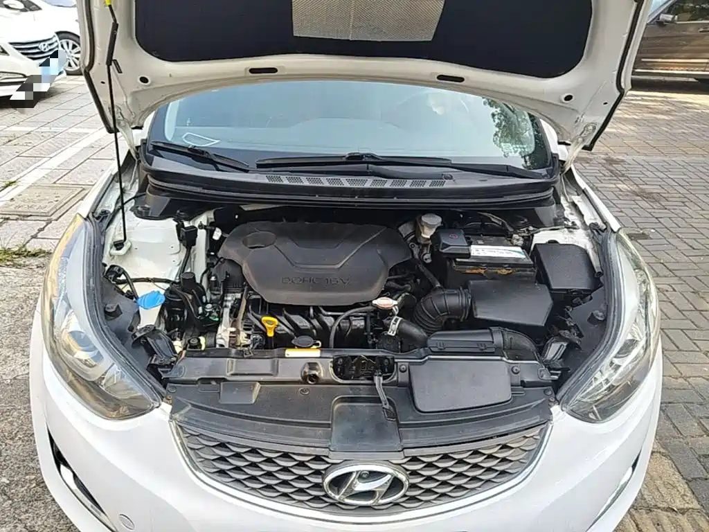 Hyundai Elantra Langdong 2016 — фото 20