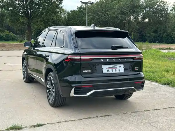 Geely Xingyue L 2025